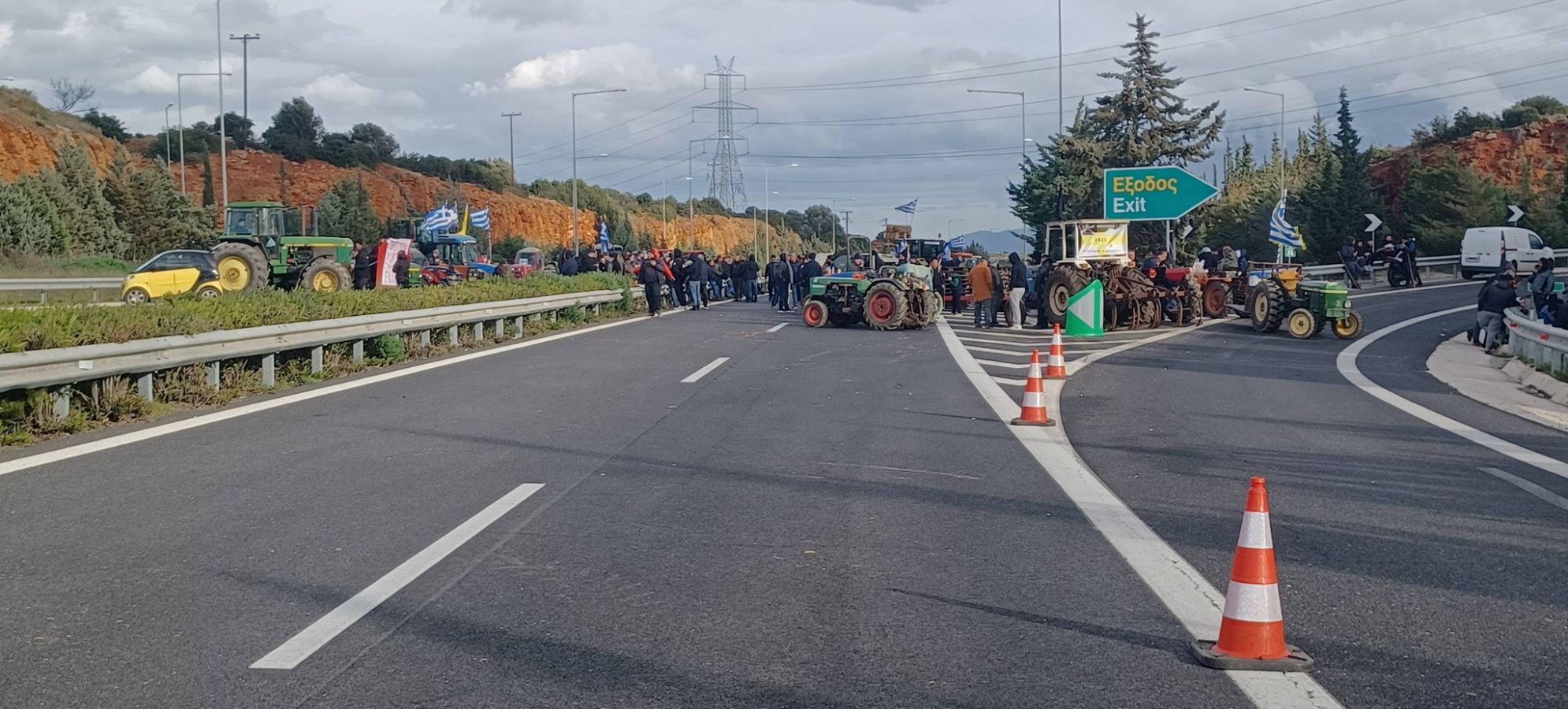 Σε ισχύ από το απόγευμα της Τετάρτης 15 Ιανουαρίου - Κυκλοφοριακές ρυθμίσεις στον αυτοκινητόδρομο Κόρινθος – Τρίπολη – Καλαμάτα λόγω αγροτικών κινητοποιήσεων 